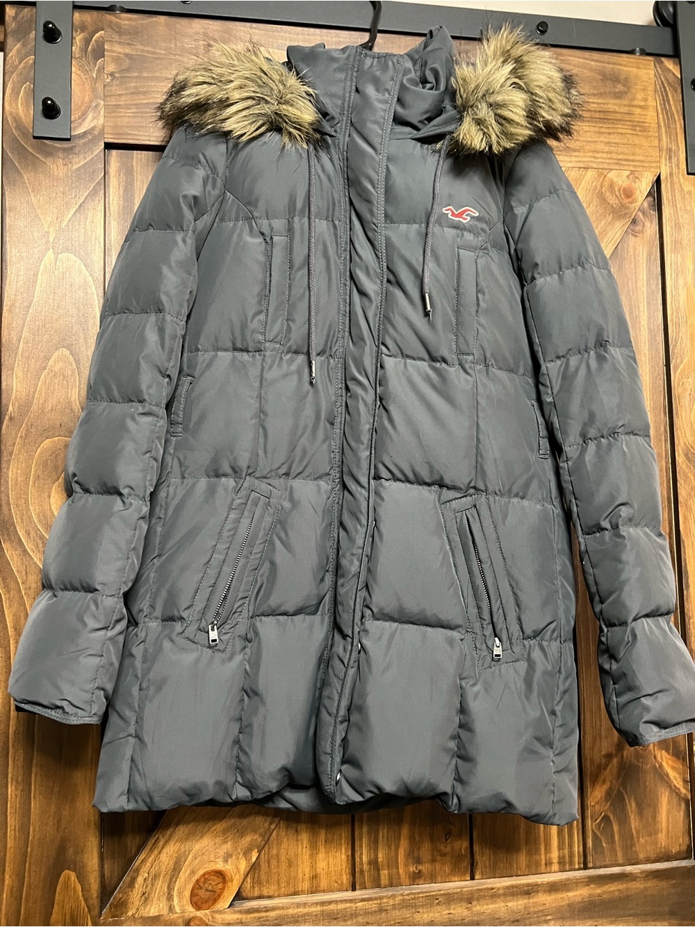 Hollister Charcoal Grey Faux Fur Trim Puffer Coat M